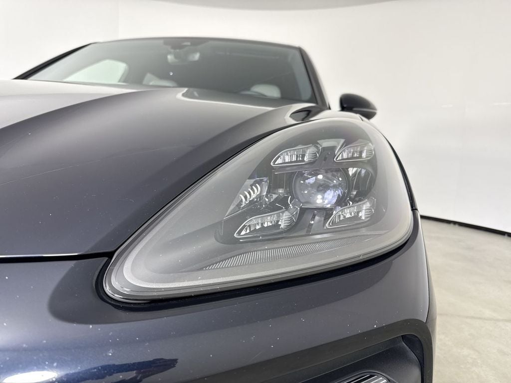 2023 Porsche Cayenne S Platinum Edition