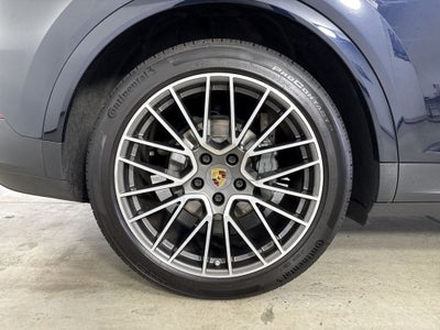 2023 Porsche Cayenne S Platinum Edition