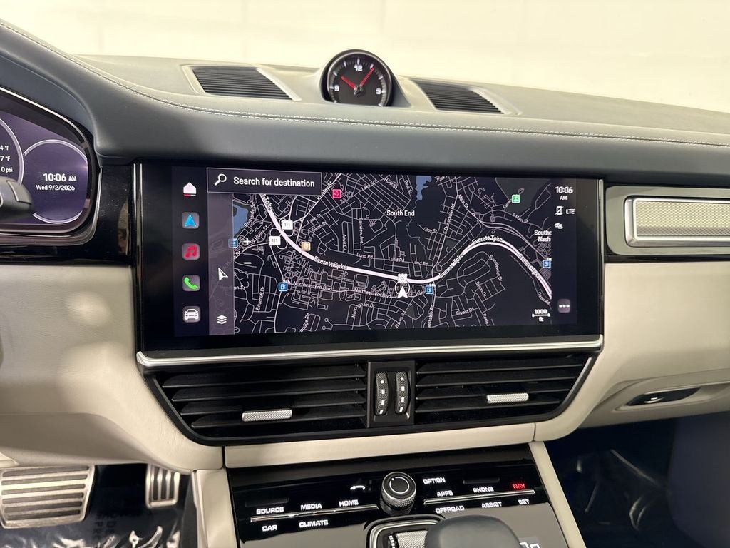 2023 Porsche Cayenne S Platinum Edition