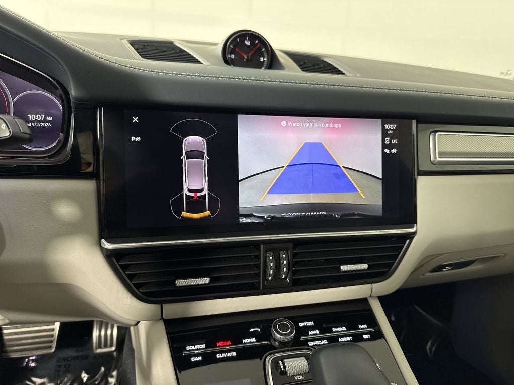 2023 Porsche Cayenne S Platinum Edition