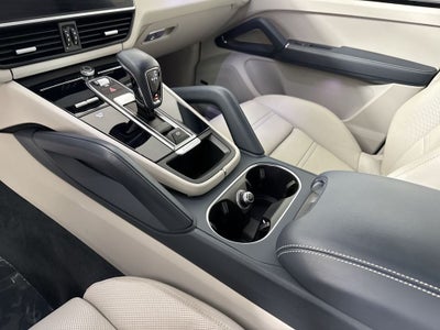 2023 Porsche Cayenne S Platinum Edition