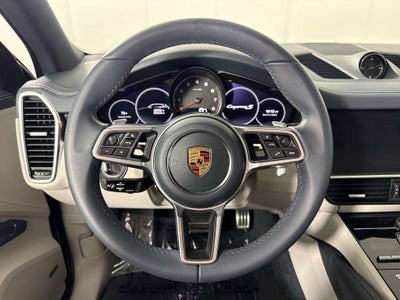 2023 Porsche Cayenne S Platinum Edition