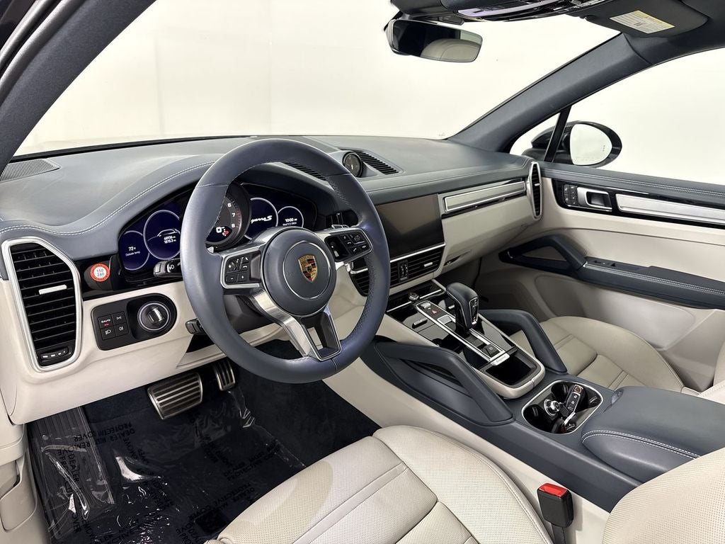 2023 Porsche Cayenne S Platinum Edition
