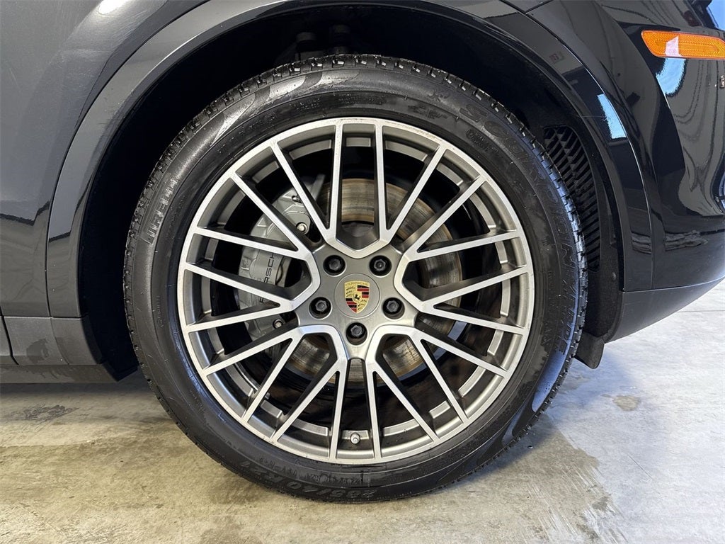 2023 Porsche Cayenne S