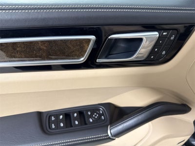 2023 Porsche Cayenne S