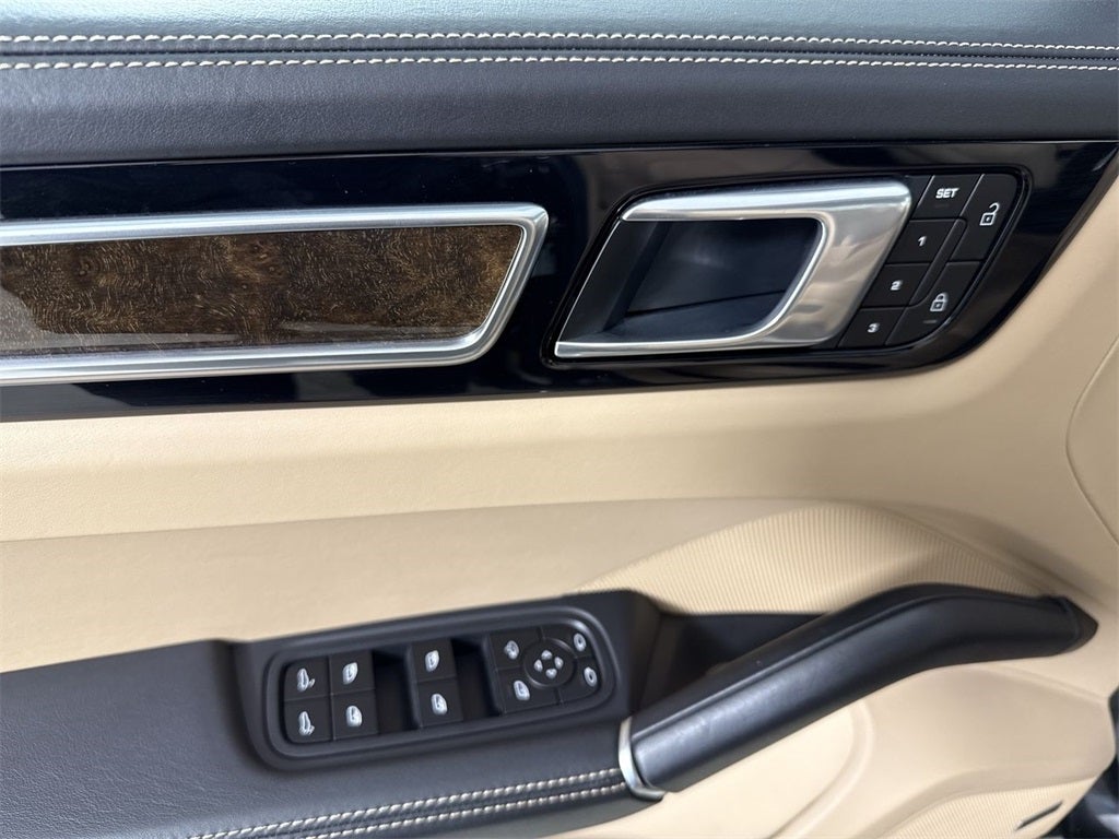 2023 Porsche Cayenne S