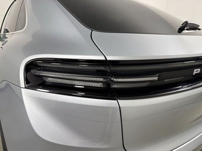 2025 Porsche Macan Electric Electric 4S