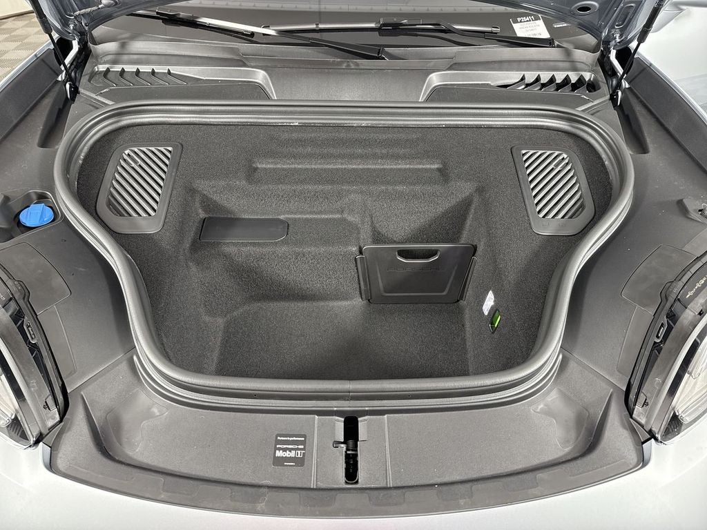 2025 Porsche Macan Electric Electric 4S