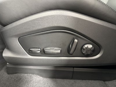 2025 Porsche Macan Electric Electric 4S