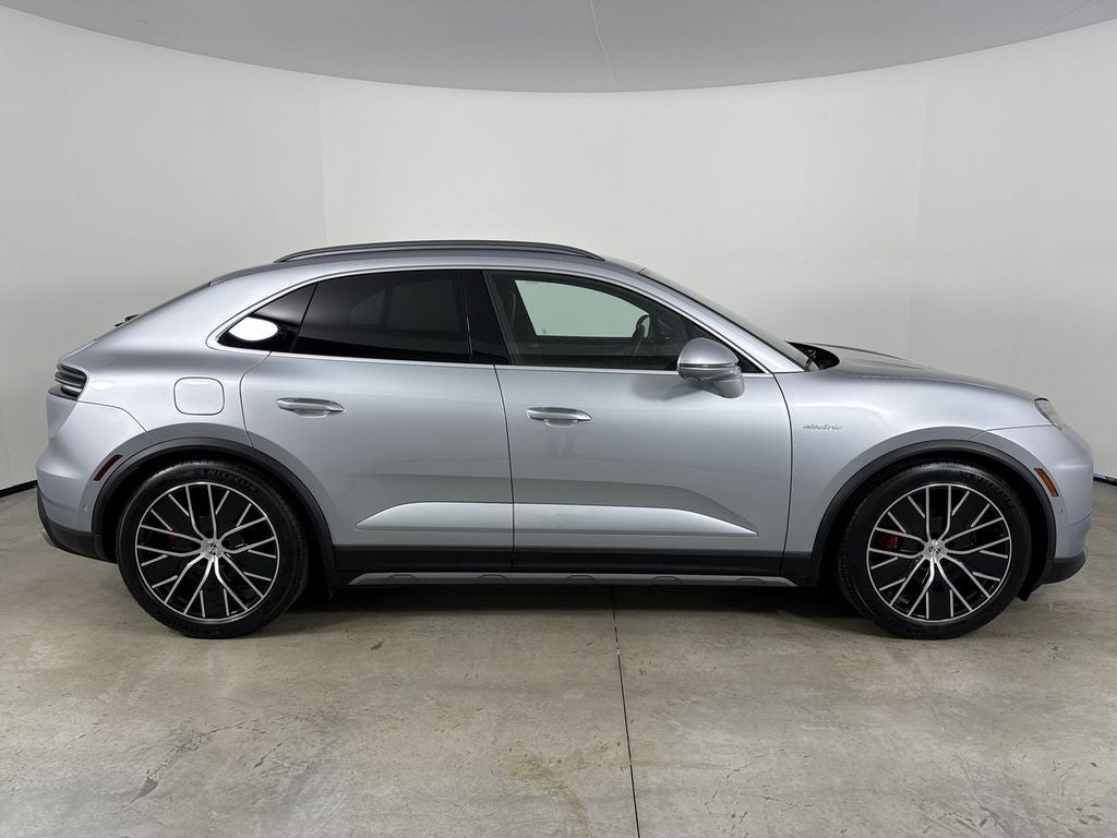 2025 Porsche Macan Electric Electric 4S