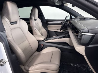 2025 Porsche Macan Electric Base