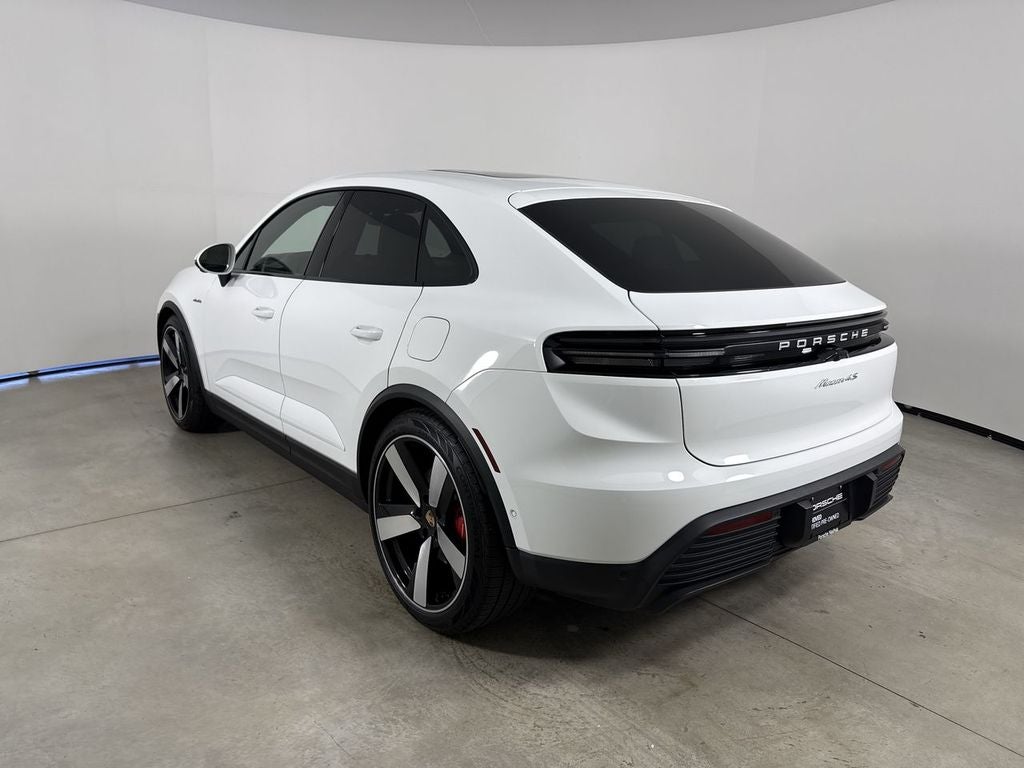 2025 Porsche Macan Electric Base