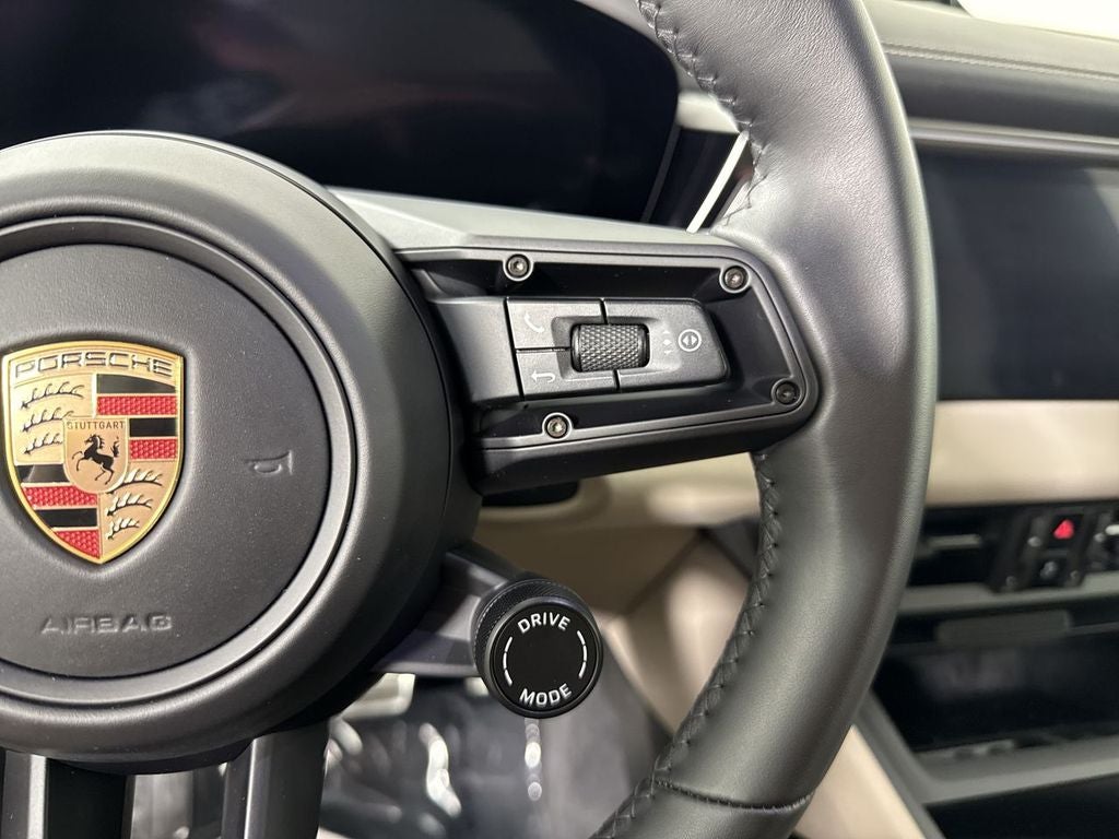 2025 Porsche Macan Electric Base