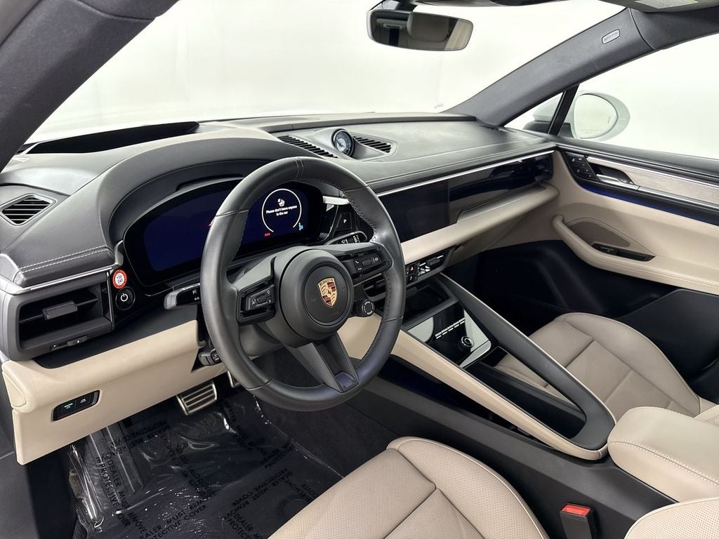 2025 Porsche Macan Electric Base