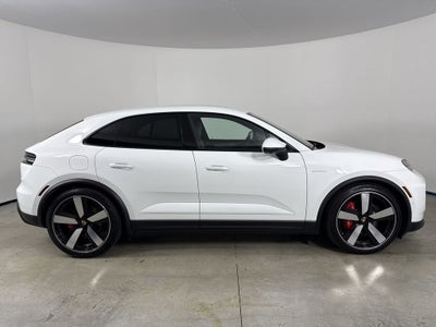 2025 Porsche Macan Electric Base