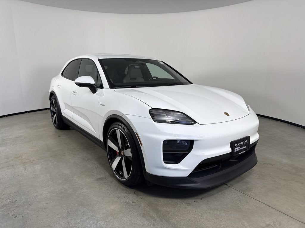 2025 Porsche Macan Electric Base