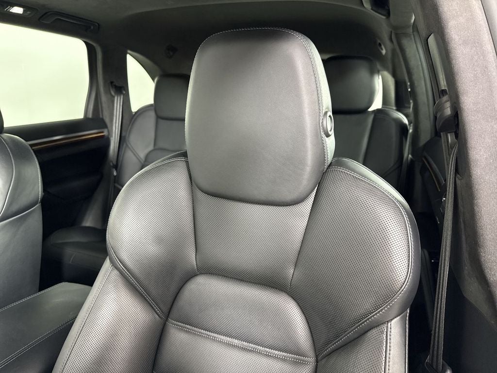 2015 Porsche Cayenne Turbo