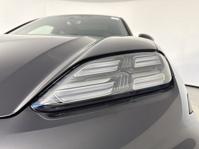 2025 Porsche Macan Electric Electric Turbo