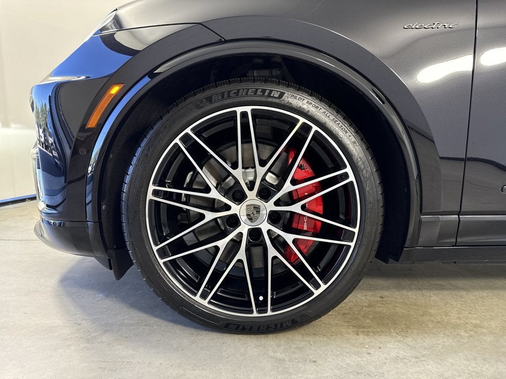2025 Porsche Macan Electric Electric Turbo
