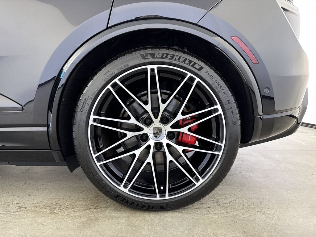 2025 Porsche Macan Electric Electric Turbo