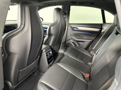 2025 Porsche Macan Electric Electric Turbo