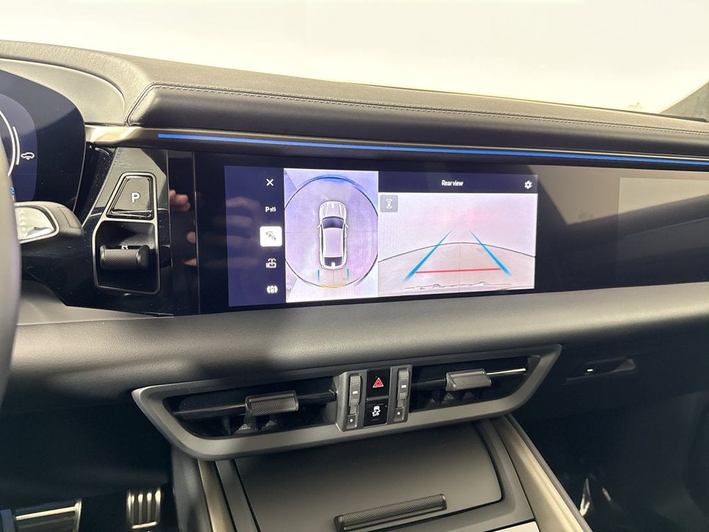 2025 Porsche Macan Electric Electric Turbo