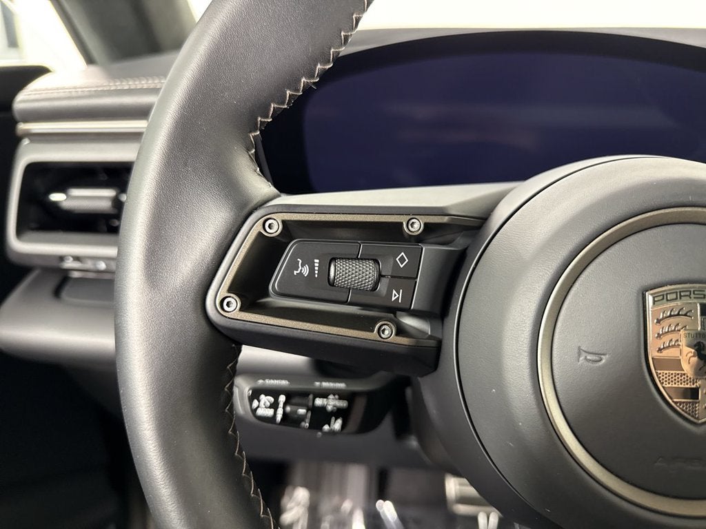2025 Porsche Macan Electric Electric Turbo