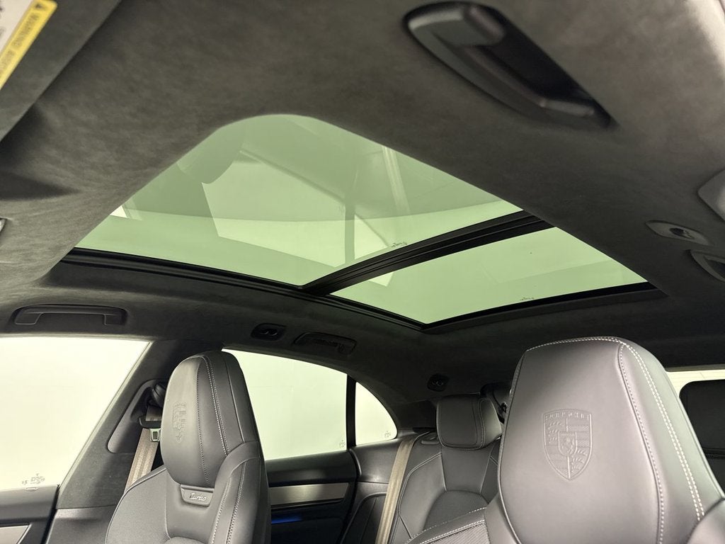 2025 Porsche Macan Electric Electric Turbo