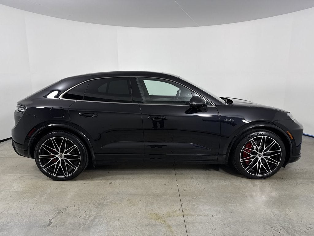 2025 Porsche Macan Electric Electric Turbo