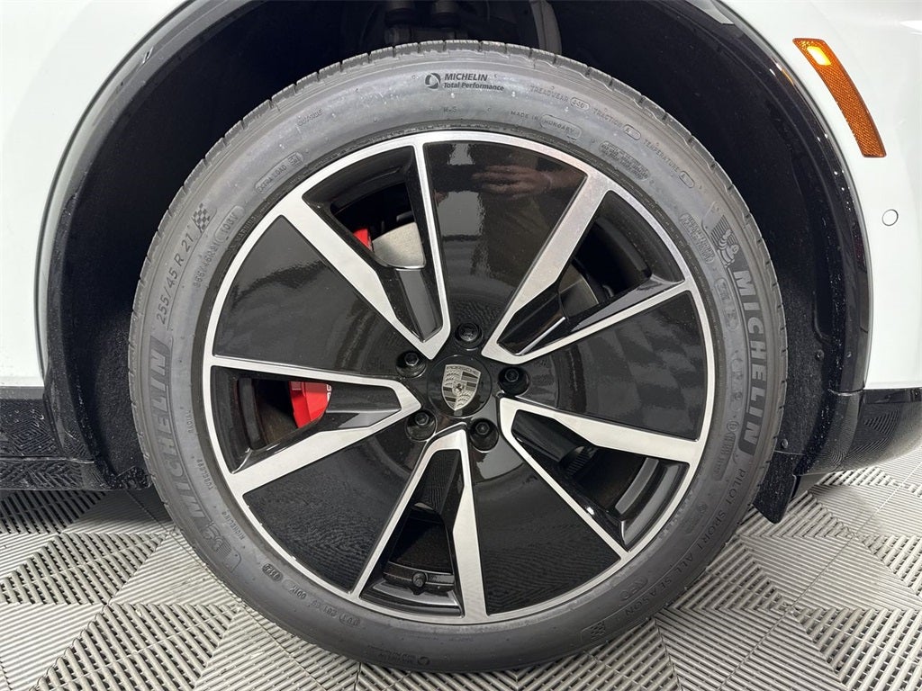 2025 Porsche Macan Electric Electric Turbo