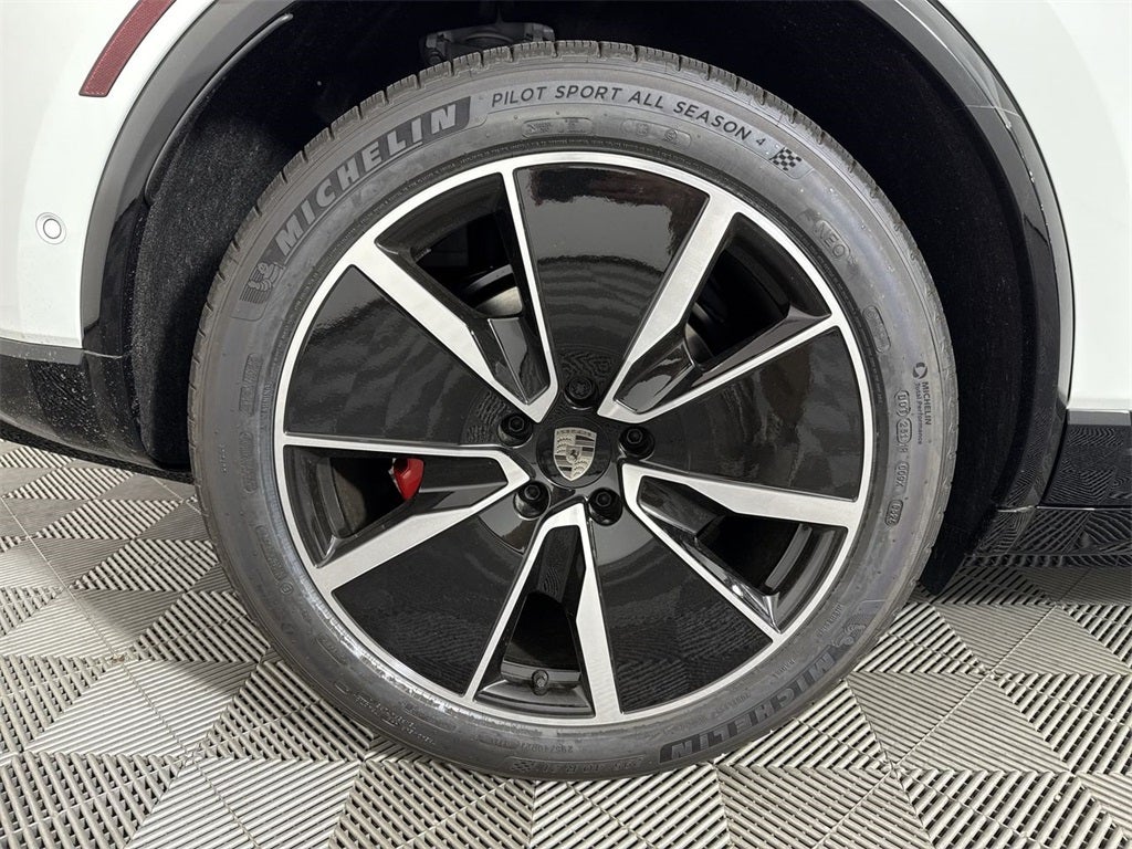 2025 Porsche Macan Electric Electric Turbo