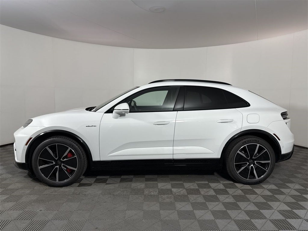 2025 Porsche Macan Electric Electric Turbo