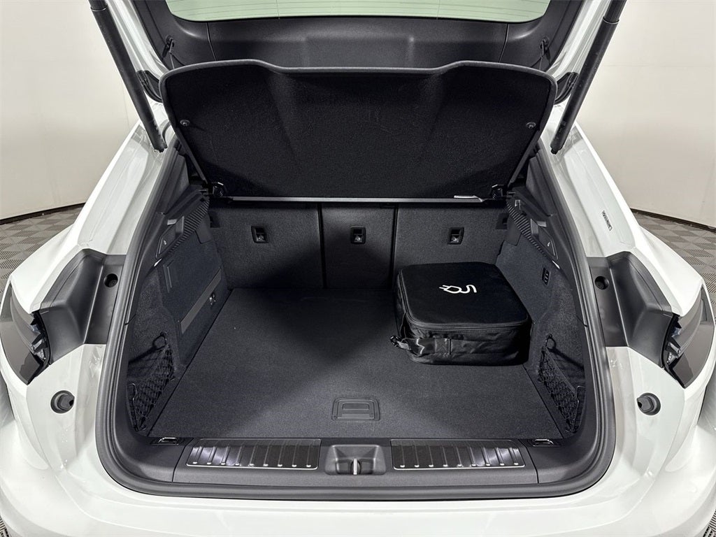 2025 Porsche Macan Electric Electric Turbo