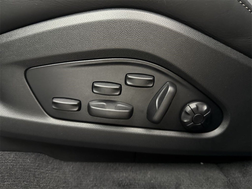 2025 Porsche Macan Electric Electric Turbo