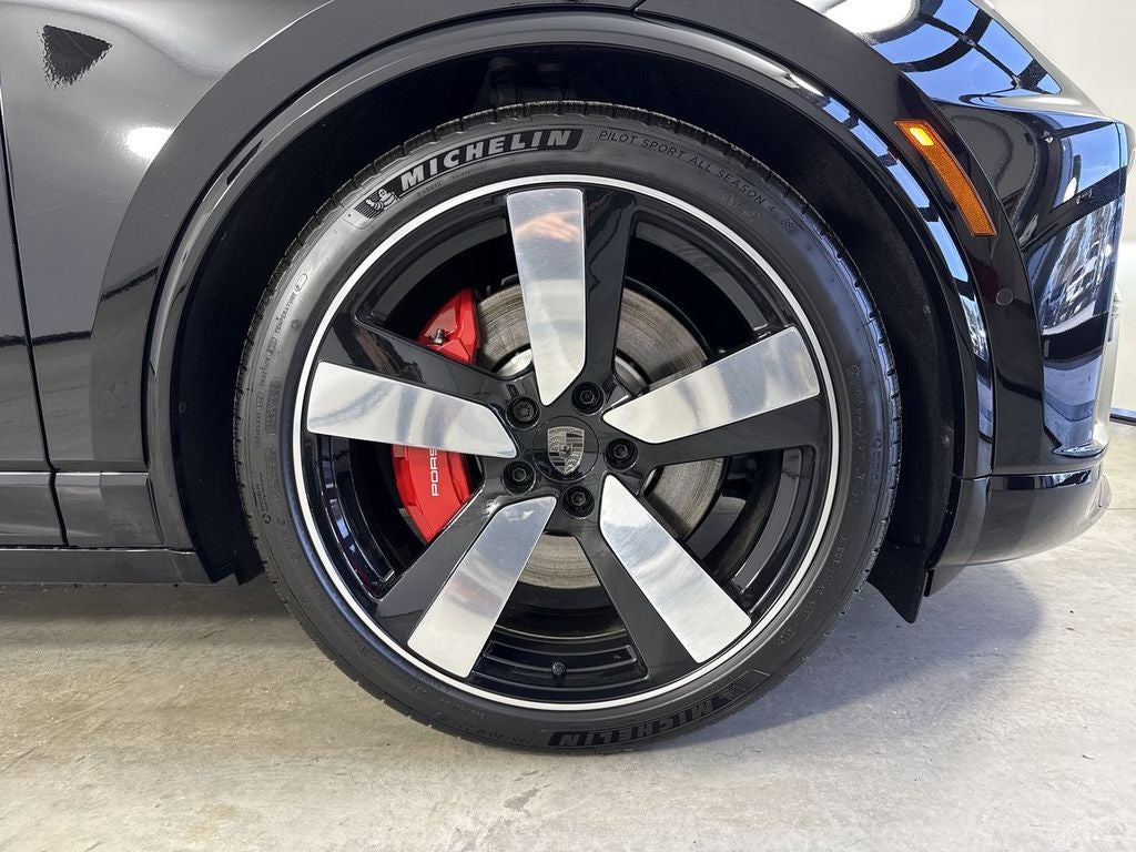 2026 Porsche Macan Electric Macan Turbo Electric