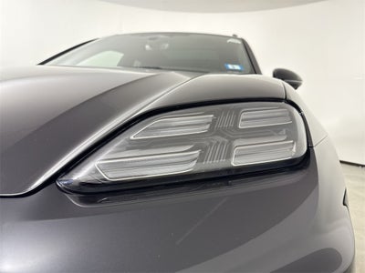 2025 Porsche Macan Electric Macan Turbo Electric