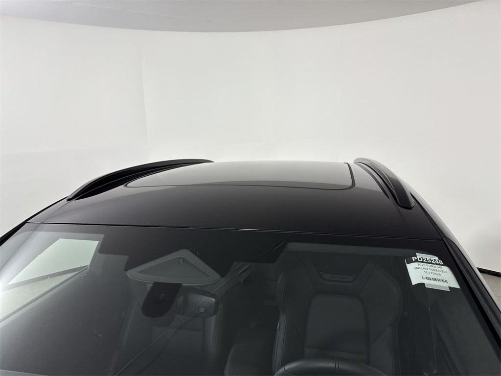 2025 Porsche Macan Electric Macan Turbo Electric