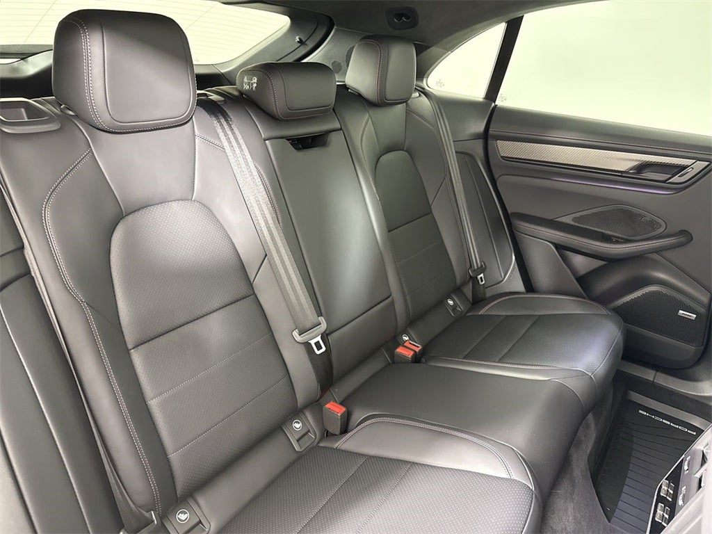 2025 Porsche Macan Electric Macan Turbo Electric