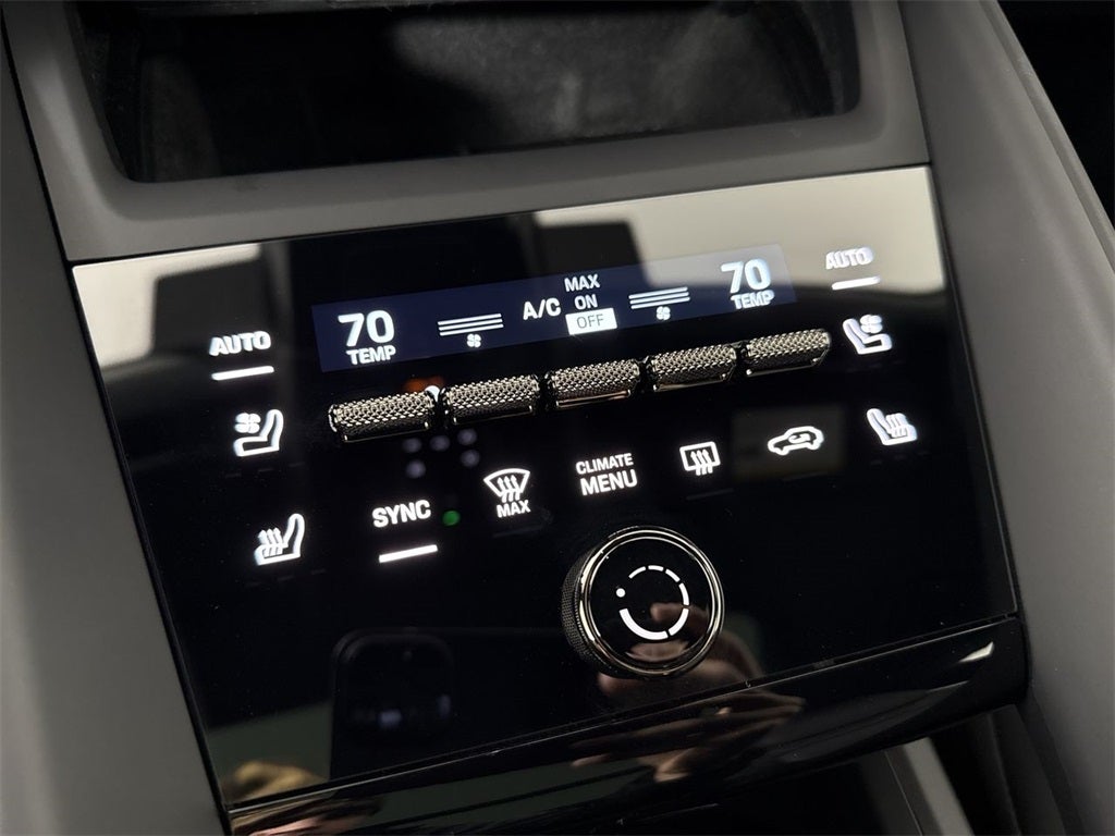 2025 Porsche Macan Electric Macan Turbo Electric