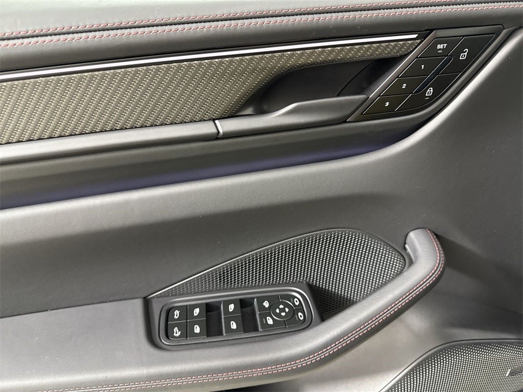 2025 Porsche Macan Electric Macan Turbo Electric