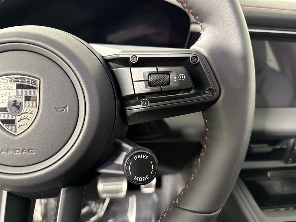 2025 Porsche Macan Electric Macan Turbo Electric