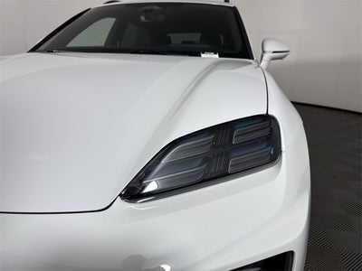 2025 Porsche Macan Electric Electric Turbo