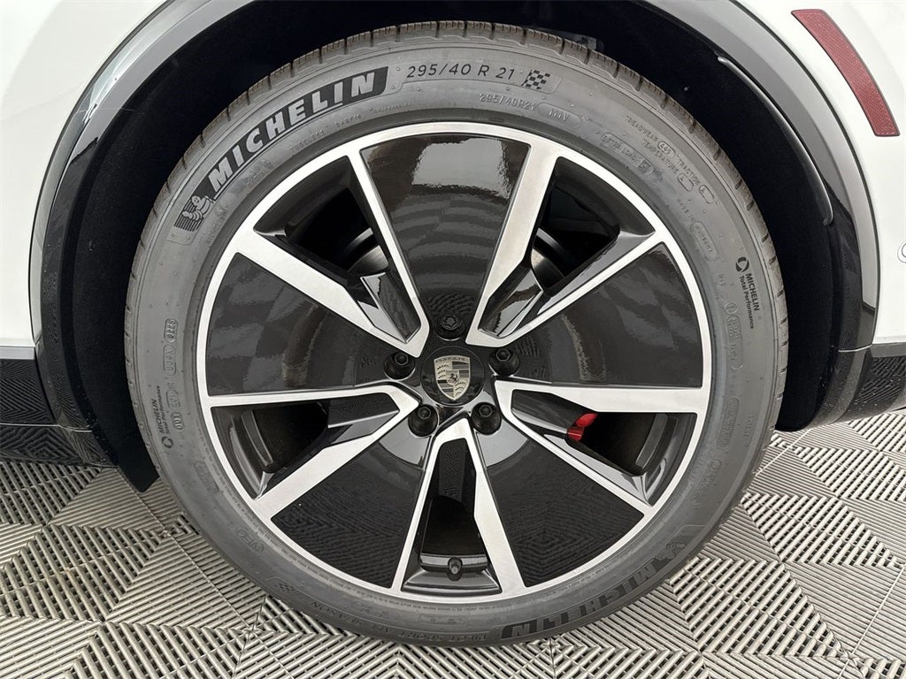 2025 Porsche Macan Electric Electric Turbo