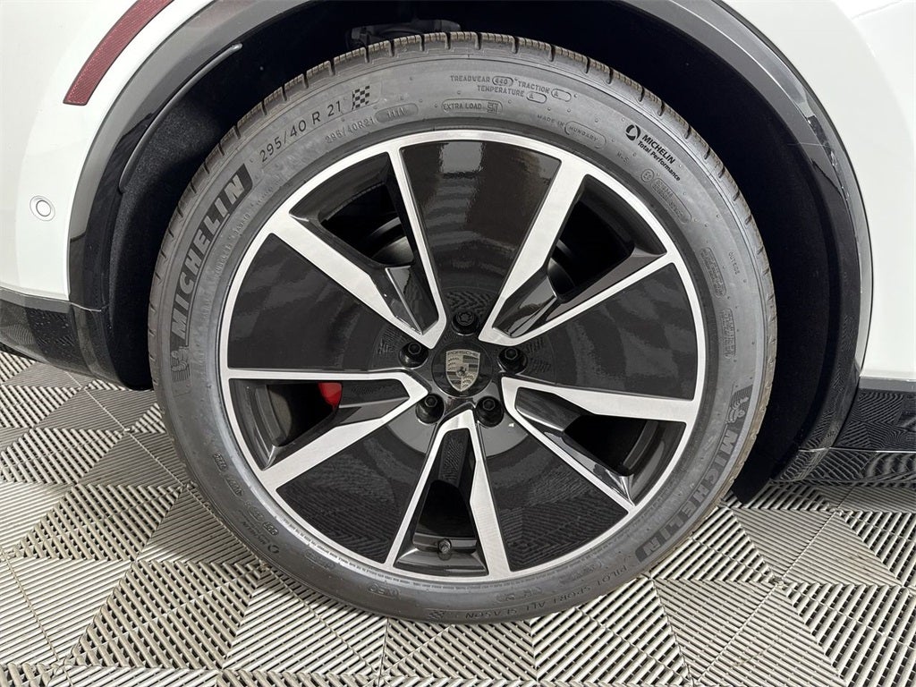 2025 Porsche Macan Electric Electric Turbo