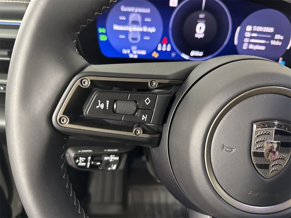 2025 Porsche Macan Electric Electric Turbo