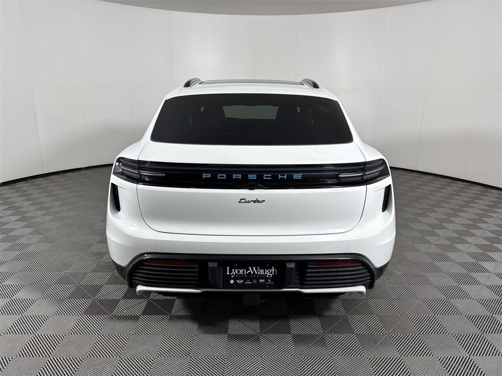 2025 Porsche Macan Electric Electric Turbo