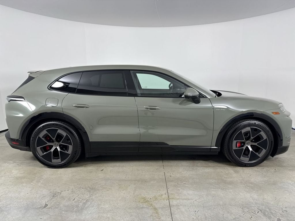 2026 Porsche Cayenne Turbo Electric
