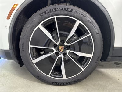 2025 Porsche Macan Electric Electric