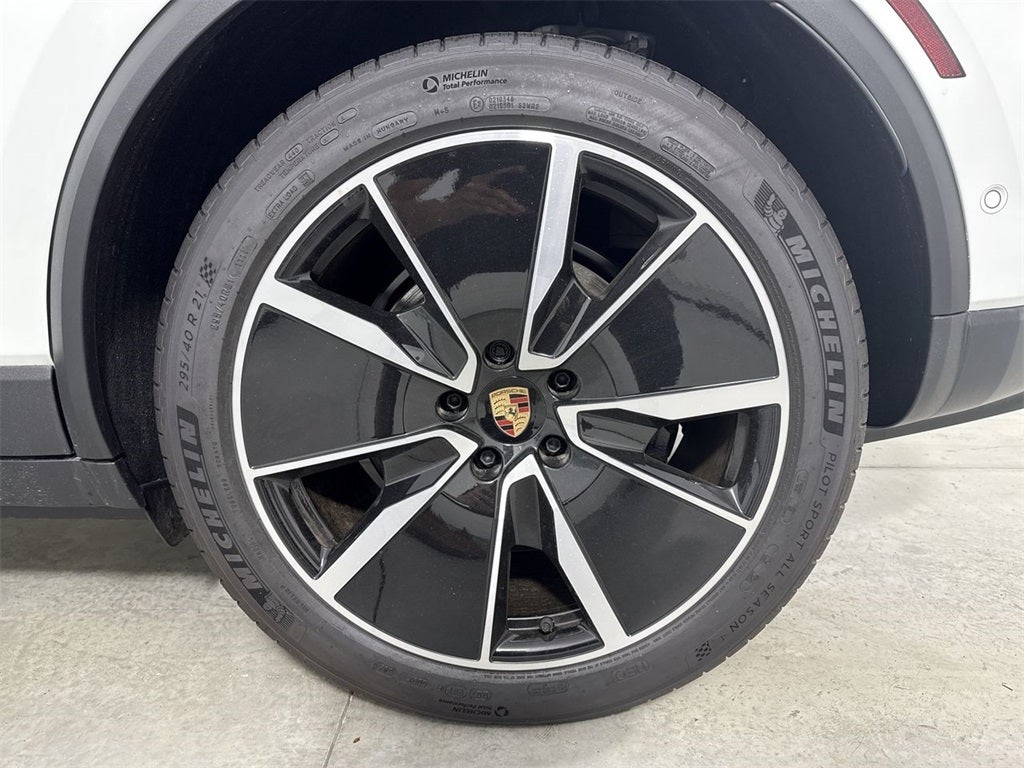 2025 Porsche Macan Electric Electric