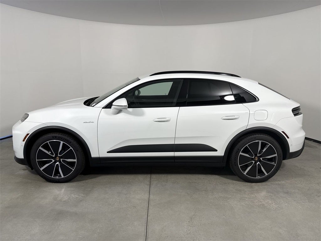 2025 Porsche Macan Electric Electric